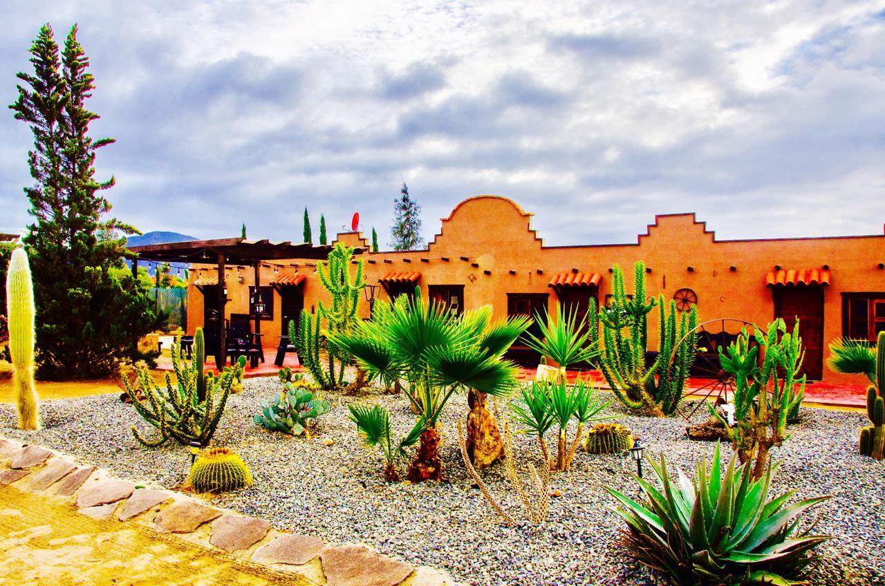 El Alamo Hotel Valle de Guadalupe Exterior photo